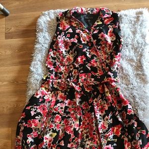 Rosette Belted Dress by Jessica Howard